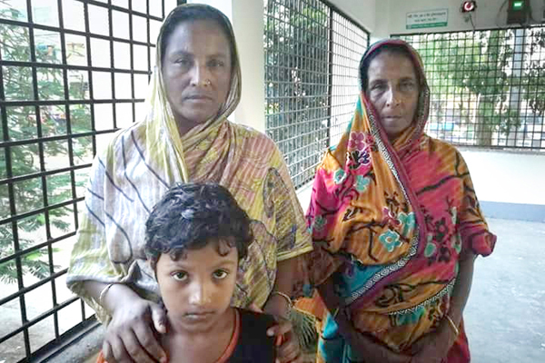 তিন প্রজন্মের করুণ কাহিনী
