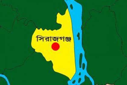 সিরাজগঞ্জে চাল বিতরণে চেয়ারম্যানের চালবাজি
