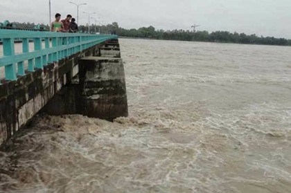 তিস্তার পানি বিপদসীমার ৫ সে:মি: উপরে