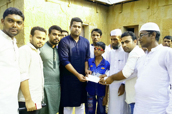 ভালুকায় দৃষ্টি প্রতিবন্ধীর চিকিৎসায় উপজেলা ছাত্রলীগ নেতা 

