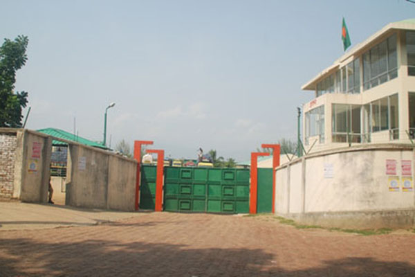 টেকনাফ স্থলবন্দরে মিয়ানমারের পণ্য আমদানি শুরু