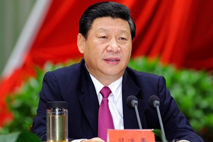 'বিশ্ব অর্থনীতি নড়বড়ে'