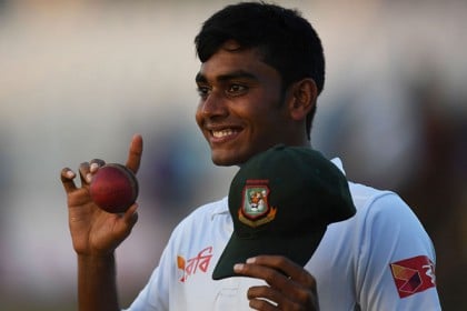 অব্যাহত থাকুক মেহেদীর সাফল্যের অগ্রযাত্রা