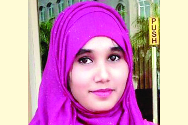 খাদিজাকে কেবিনে নেয়া হতে পারে