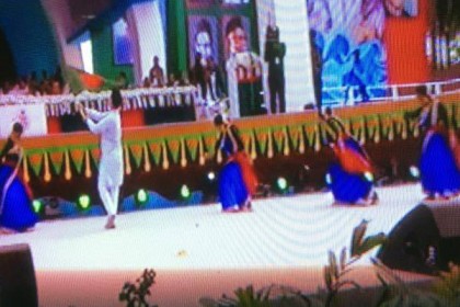 সম্মেলন স্থলে সাংস্কৃতিক অনুষ্ঠান