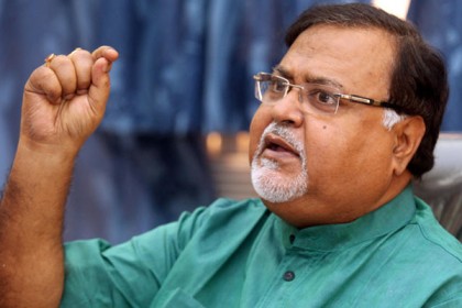 হৃদয় থেকে আলাদা হতে পারিনি