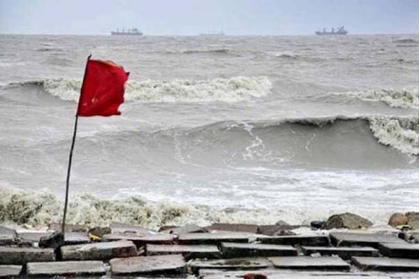 সমুদ্রবন্দরে ১ নম্বর সতর্ক সংকেত