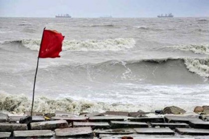 সমুদ্রবন্দরে ১ নম্বর সতর্ক সংকেত