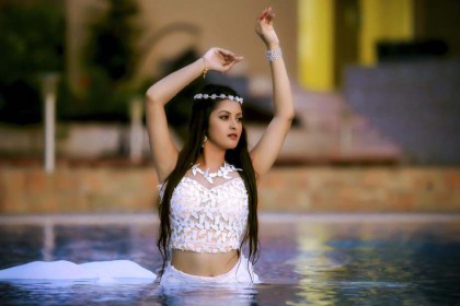 'এই একটাদিন অন্তত আনন্দ ভাগাভাগি করে নিতে চাই'