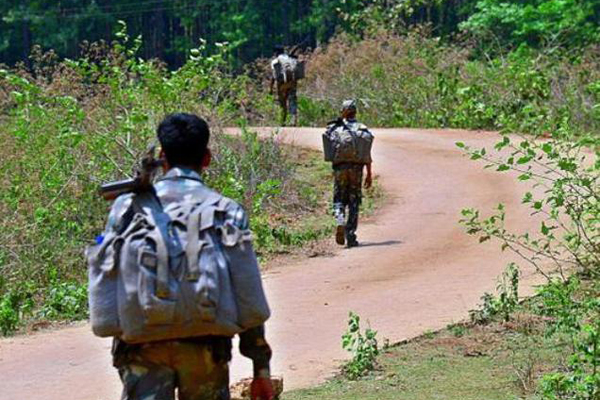 ভারতে পুলিশের গুলিতে ২১ মাওবাদী নিহত

