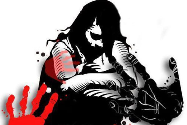 চিকিৎসার জন্য এসে শ্লীলতাহানির শিকার নাবালিকা!
