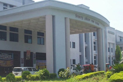 হাসাপাতালের ছাদ থেকে পড়ে রোগীর মৃত্যু