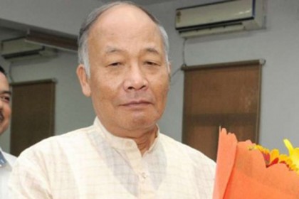 মন্ত্রীকে বহনকারী হেলিকপ্টারে গুলি

