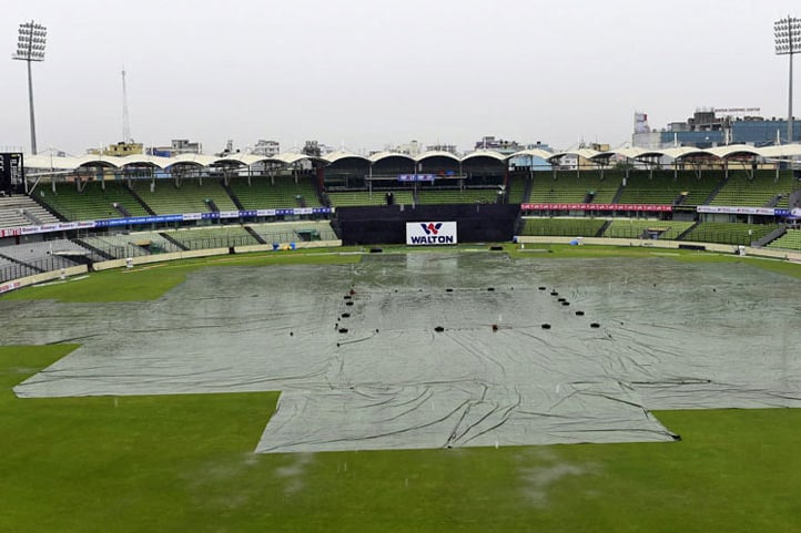 দ্বিতীয় টেস্টে বৃষ্টির চোখ রাঙানি