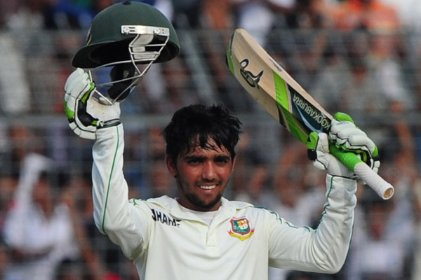 দেড় হাজার পূর্ণ করলেন মুমিনুল