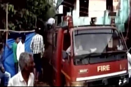 গুজরাটে আতশবাজির দোকানে অগ্নিকান্ডে নিহত ৮