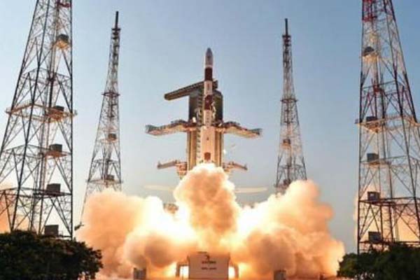 এক রকেটেই ৮৩টি স্যাটেলাইট পাঠাবে ভারত