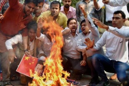 যে কারণে চীনের পণ্য বর্জন করছে ভারতীয়রা