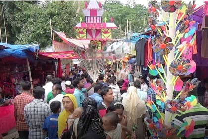 জমে উঠেছে কালকিনির ঐতিহ্যবাহী কুণ্ডবাড়ির মেলা