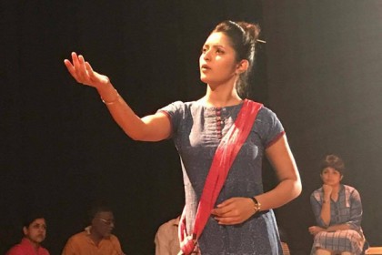 এবার থিয়েটারে কাজ শিখছেন পরীমণি!