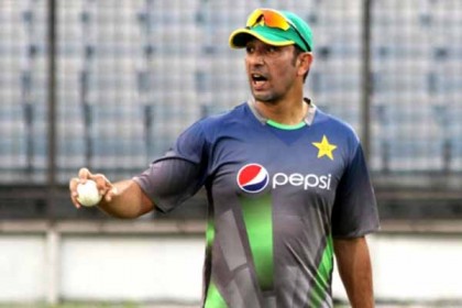 আবারও পাকিস্তানের খণ্ডকালীন কোচ আজহার