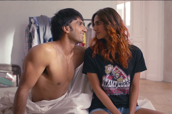 শরীরী খেলায় মত্ত রণবীর-বাণী