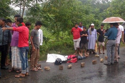 ঝালকাঠিতে বাসচাপায় মোটরসাইকেল চালক নিহত