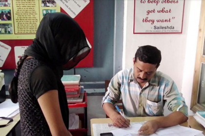 পশ্চিমবঙ্গে পালিয়ে বিয়ে করতে গিয়ে বিপাকে বাংলাদেশি কিশোরী