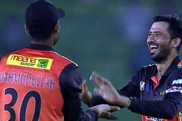 রাজশাহীর বিপক্ষে নাটকীয় জয় খুলনার 