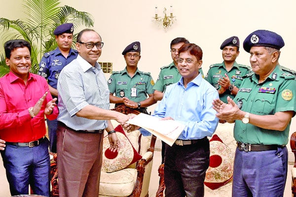 পুলিশকে আড়াই বিঘা জমি দিল বসুন্ধরা গ্রুপ