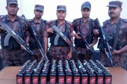 সিলেট সীমান্তে মদের চালান জব্দ