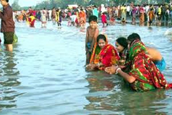 রাস পূর্ণিমা উৎসবে সেজেছে কুয়াকাটা