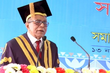 মুক্তিযুদ্ধের চেতনায় শিক্ষার্থীদের দেশ গঠনের আহ্বান রাষ্ট্রপতির
