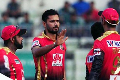 একটি জয়ের খোঁজে ঢাকার মুখোমুখি মাশরাফিরা