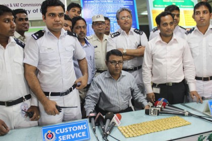 ওসমানী বিমানবন্দরে ৮০টি স্বর্ণের বার উদ্ধার