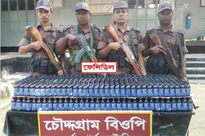 চৌদ্দগ্রামে ভারতীয় ৮শ' বোতল ফেনসিডিল উদ্ধার