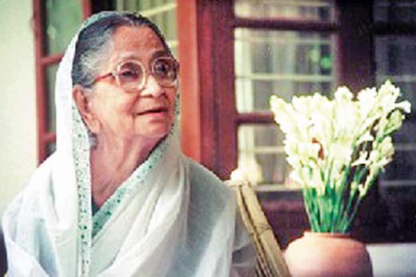 কবি সুফিয়া কামালের মৃত্যুবার্ষিকী রবিবার
