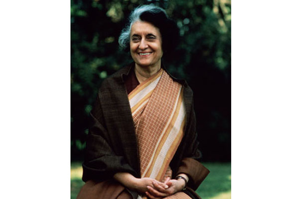 ইন্দিরা গান্ধী স্মরণে মোদি, সোনিয়া, রাহুল

