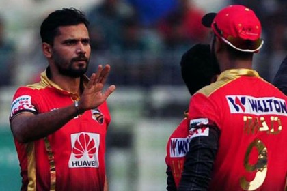 অবশেষে জয়ের দেখা পেল মাশরাফির কুমিল্লা