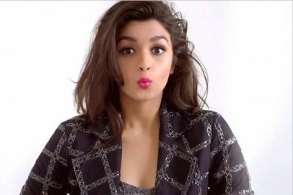 'শাহরুখ খানের পেট থেকে ছুঁচো ডাকার শব্দ শোনা যেত'