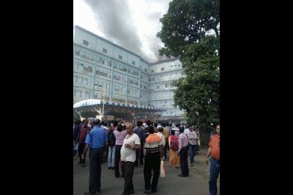 কলকাতায় হাসপাতালের আগুন নিয়ন্ত্রণে