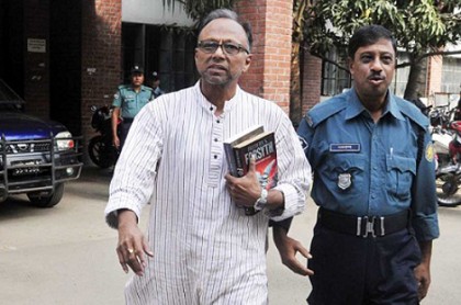 জামিনে মুক্তি পেলেন মাহমুদুর রহমান