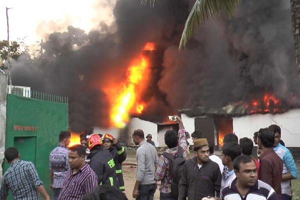 লাইটার কারখানায় দগ্ধ আরও এক নারীর মৃত্যু