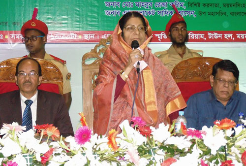 'নারীরাও এখন ট্যাক্স দিচ্ছে’