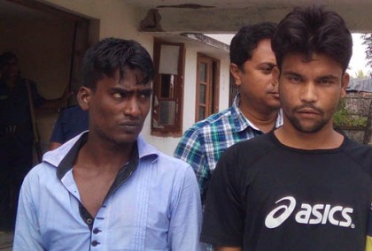 মংলায় ডাকাতসহ স্বর্ণ ব্যবসায়ী আটক