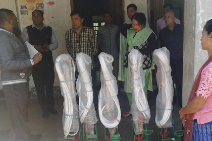 লামায় ভর্তুকি মুল্যে কৃষি উপকরণ বিতরণ