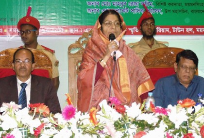 'নারীরাও এখন ট্যাক্স দিচ্ছে’