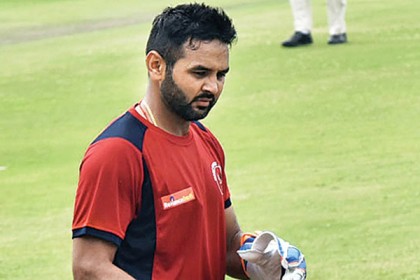 ৮ বছর পর ফিরলেন পার্থিব প্যাটেল
