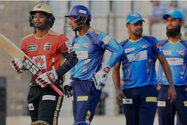 সাকিবের নৈপুণ্যে কুমিল্লাকে হারাল ঢাকা