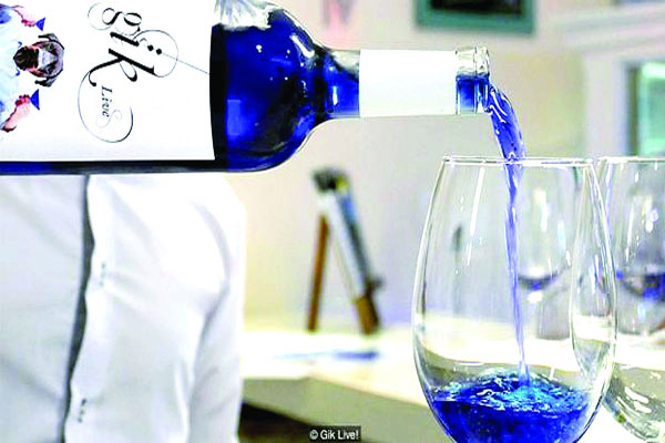নীল ওয়াইন
